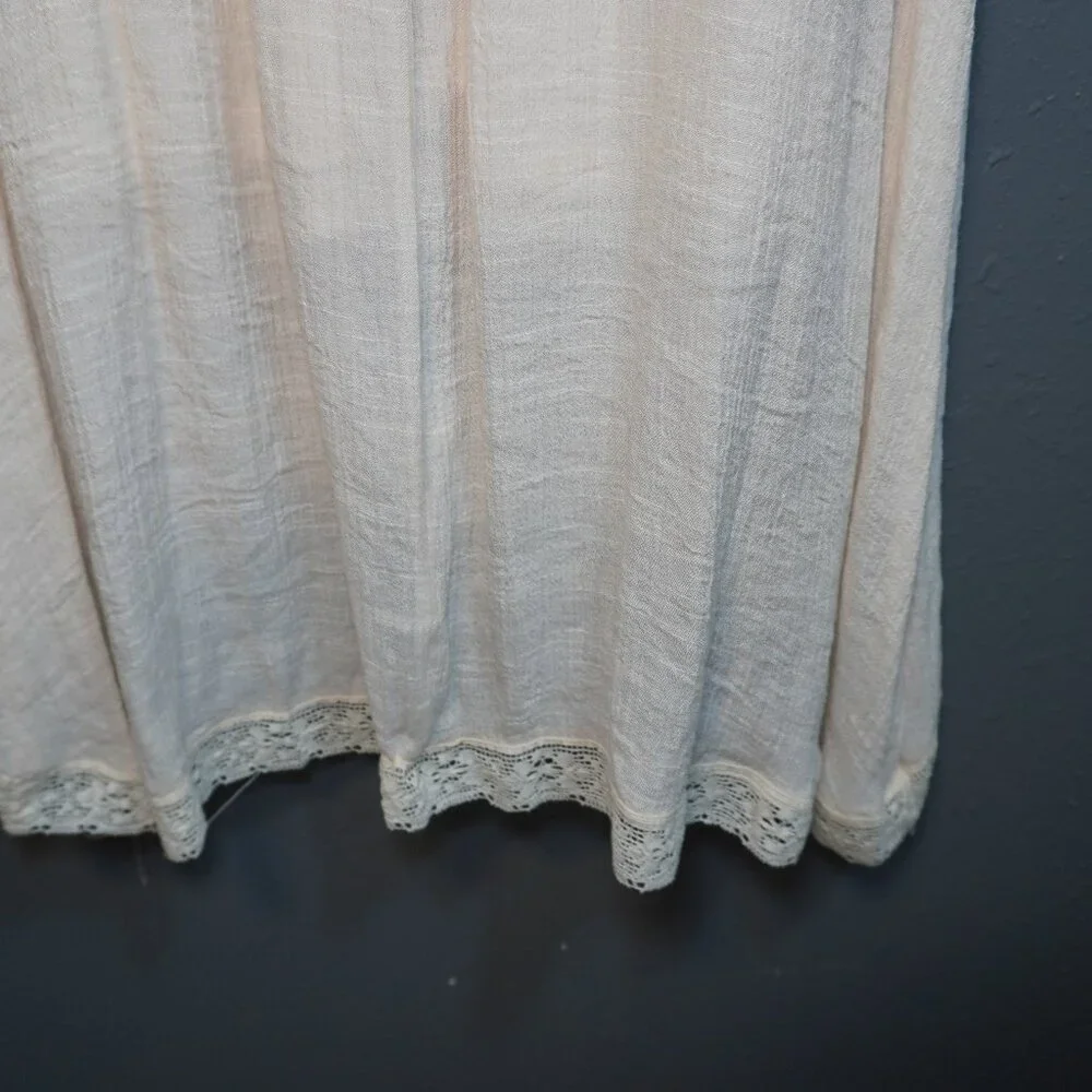 Flying Tomato Womens Embroidered Rayon Poly Floral Flowy Dress Size Medium - Picture 4 of 9